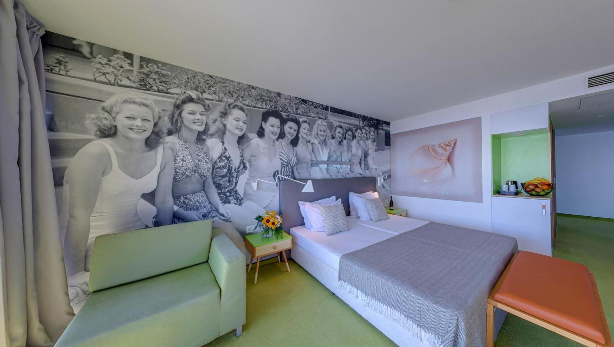 Hotel Excelsior غولدن ساندز المظهر الخارجي الصورة